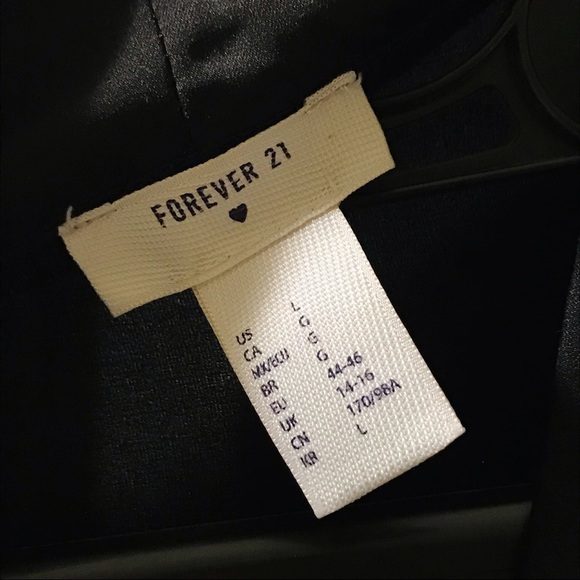 Forever 21 Satin Robe Black 3/4 Kimono Sleeves - Picture 5 of 5